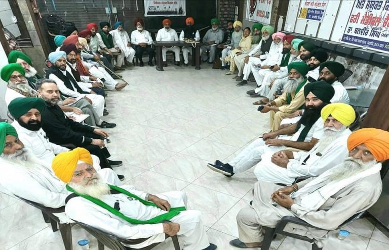 32 Farmer Organisations pass resolution to move towards The Parliament House on 26th November