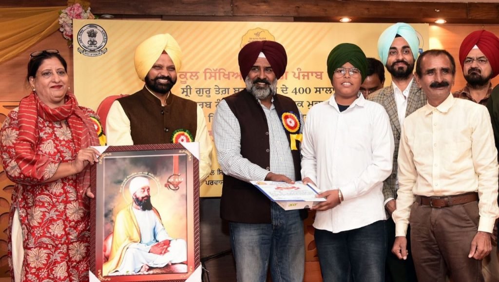 ਮਹਾਨ ਸਖਸ਼ੀਅਤਾਂ ਦੇ ਇਤਿਹਾਸਕ ਦਿਹਾੜੇ ਸਕੂਲਾਂ ਵਿੱਚ ਮਨਾ ਕੇ ਬੱਚਿਆਂ ਨੂੰ ਉਨ੍ਹਾਂ ਦੇ ਜੀਵਨ ਬਾਰੇ ਜਾਣੂੰ ਕਰਵਾਇਆ ਜਾਵੇ- ਪਰਗਟ ਸਿੰਘ