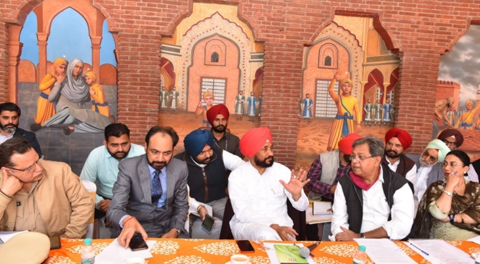 ਪੰਜਾਬ ਦੇ ਰਾਜਪਾਲ ਅਤੇ ਮੁੱਖ ਮੰਤਰੀ ਵੱਲੋਂ 19 ਨਵੰਬਰ ਨੂੰ ਦਾਸਤਾਨ-ਏ-ਸ਼ਹਾਦਤ ਥੀਮ ਪਾਰਕ ਅਤੇ ਹੈਰੀਟੇਜ਼ ਸਟਰੀਟ ਦਾ ਕੀਤਾ ਜਾਵੇਗਾ ਉਦਘਾਟਨਅਜਿਹੇ ਦੁਰਲੱਭ ਮੌਕੇ ਜ਼ਿੰਦਗੀ ਵਿੱਚ ਇੱਕ ਵਾਰ ਹੀ ਆਉਂਦੇ: ਚਰਨਜੀਤ ਸਿੰਘ ਚੰਨੀ