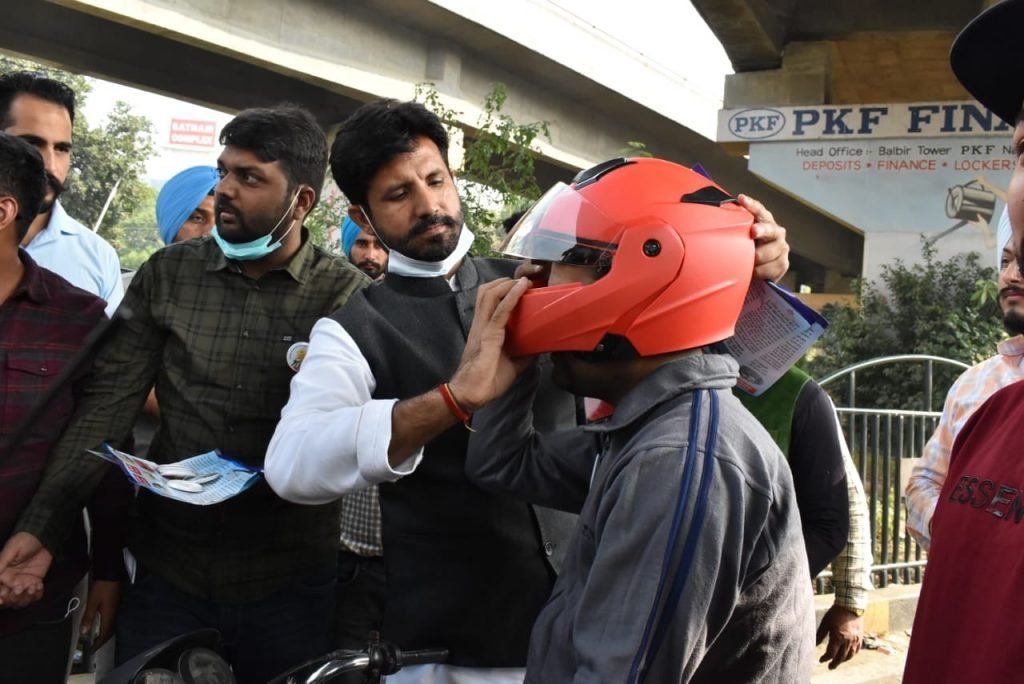 ਪੰਜਾਬ ਦੀਆਂ ਸੜਕਾਂ ਨੂੰ ਦੁਰਘਟਨਾ ਮੁਕਤ ਬਣਾਉਣ ਦੇ ਉਦੇਸ਼ ਨਾਲ ਰਾਜਾ ਵੜਿੰਗ ਵੱਲੋਂ ਬੱਚਿਆਂ ਵਿੱਚ ਟ੍ਰੈਫਿਕ ਜਾਗਰੂਕਤਾ ਫੈਲਾਉਣ ਲਈ ਰਾਜ ਵਿਆਪੀ ਮੁਹਿੰਮ ‘ਨੋ ਚਲਾਨ ਡੇ’ ਦੀ ਸ਼ੁਰੂਆਤ