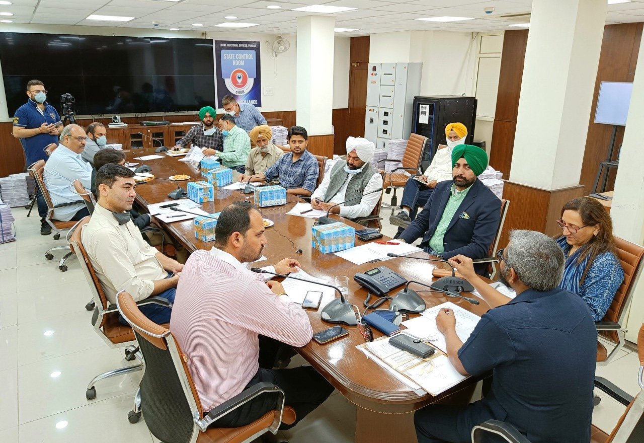 CEO Punjab holds a meeting with the political parties for Special Summary Revision -2022