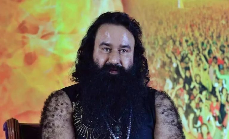 ‘ਬੇਅਦਬੀ ਦੀ ਸਾਜ਼ਿਸ਼ ਡੇਰੇ ਦੇ ਪ੍ਰਬੰਧਕੀ ਕੰਪਲੈਕਸ ‘ਚ ਰਚੀ ਸੀ ਤੇ ਉਸ ਸਮੇਂ ਡੇਰਾ ਮੁਖੀ ਵੀ ਮੌਜੂਦ ਸੀ’