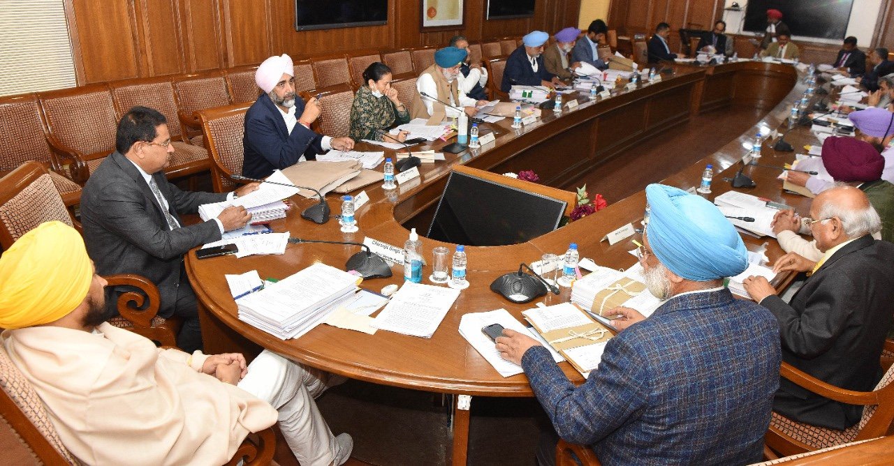 CABINET APPROVES REGULARIZATION OF SERVICES OF SAFAI SEWAKS AND SEWERMEN WORKING ON CONTRACT BASIS IN ULBs BEFORE CABINET DECISION ON JUNE 18, 2021