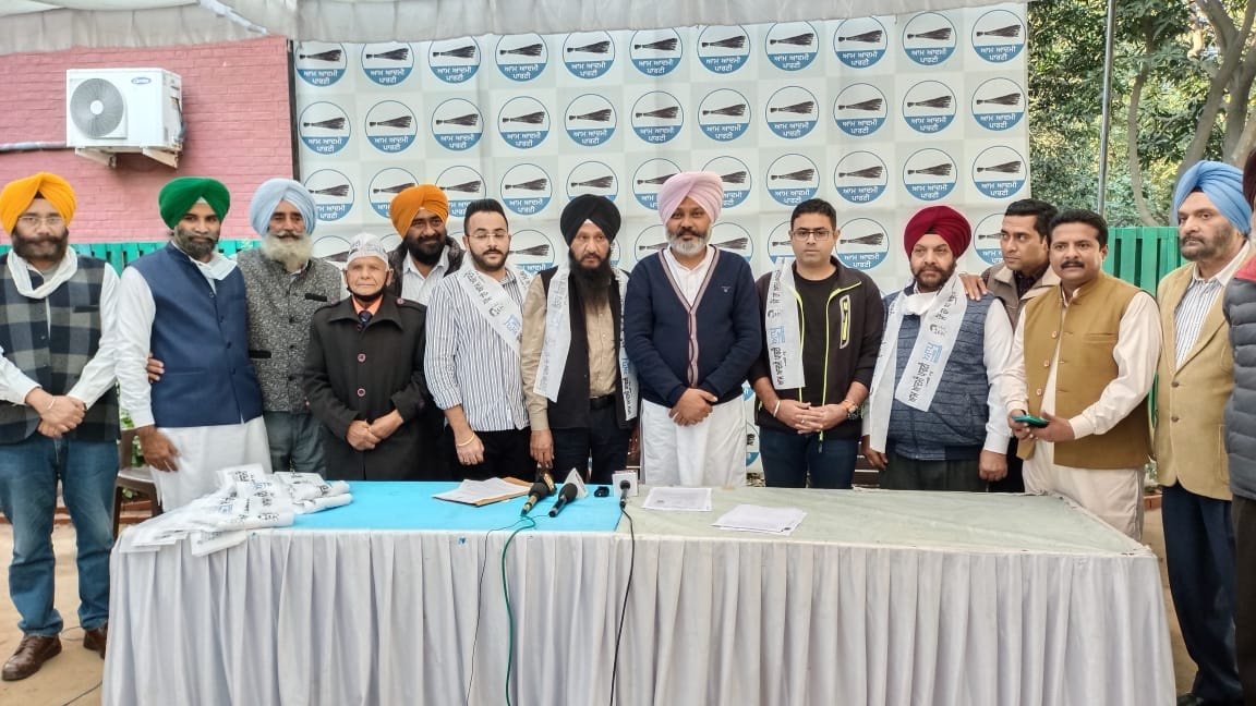 ਆਪ’ ‘ਚ ਸ਼ਾਮਲ ਹੋਏ ਕਈ ਸਮਾਜਸੇਵੀ ਅਤੇ ਸਿਆਸਤਦਾਨ