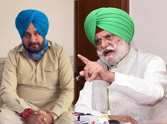 ਪਾਰਟੀ ਨੂੰ ਡੋਬਾ ਦੇਣਗੇ ਫੁੱਟ ਪਾਕੇ ਨਵਜੋਤ ਸਿੱਧੂ , ਸਿਰਫ ਮੁੱਖ ਮੰਤਰੀ ਦੇ ਲਾਲਚ ਨੂੰ ਕਾਂਗਰਸ ‘ਚ ਰਲੇ – ਰਾਣਾ ਗੁਰਜੀਤ ਸਿੱਧੂ ‘ਤੇ ਵਰ੍ਹੇ