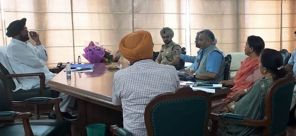 ਕੁਲਦੀਪ ਧਾਲੀਵਾਲ ਵੱਲੋਂ ਰੰਗਲਾ ਪੰਜਾਬ ਬਣਾਉਣ ਲਈ ਪ੍ਰਵਾਸੀ ਭਾਰਤੀਆਂ ਨੂੰ ਖੁੱਲ੍ਹਾ ਸੱਦਾ