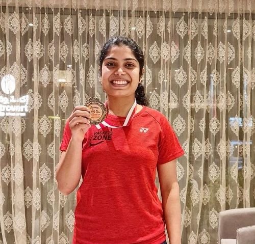 ਆਕਾਸ਼ ਕਸ਼ਯਪ ਵਿਕੀ, ਕੱਦ, ਉਮਰ, ਬੁਆਏਫ੍ਰੈਂਡ, ਪਰਿਵਾਰ, ਜੀਵਨੀ ਅਤੇ ਹੋਰ