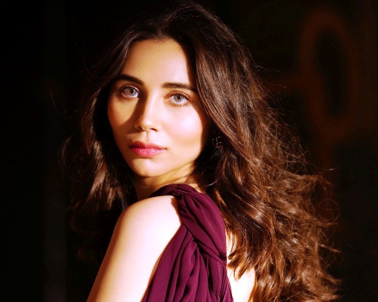 ਜ਼ਾਹਰਾ ਐਸ ਖਾਨ ਵਿਕੀ, ਕੱਦ, ਉਮਰ, ਬੁਆਏਫ੍ਰੈਂਡ, ਪਤੀ, ਪਰਿਵਾਰ, ਜੀਵਨੀ ਅਤੇ ਹੋਰ ਬਹੁਤ ਕੁਝ