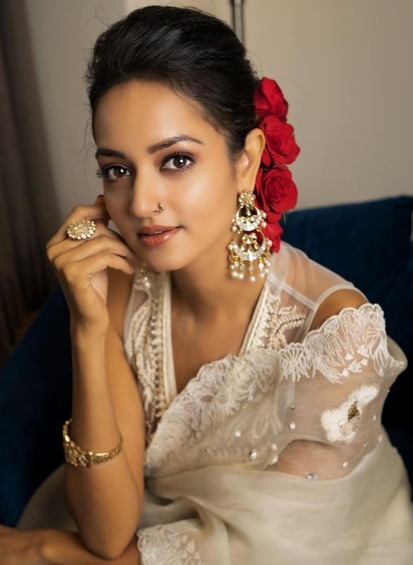 ਸ਼ਾਨਵੀ ਸ਼੍ਰੀਵਾਸਤਵ ਵਿਕੀ, ਕੱਦ, ਉਮਰ, ਬੁਆਏਫ੍ਰੈਂਡ, ਪਰਿਵਾਰ, ਜੀਵਨੀ ਅਤੇ ਹੋਰ