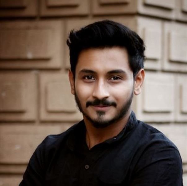 ਉਤਸਵ ਸਰਕਾਰ ਵਿਕੀ, ਉਮਰ, ਪ੍ਰੇਮਿਕਾ, ਪਰਿਵਾਰ, ਜੀਵਨੀ ਅਤੇ ਹੋਰ