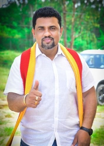 ਰੁਪੇਸ਼ ਰਾਜਨਾ ਵਿਕੀ, ਉਮਰ, ਪਤਨੀ, ਬੱਚੇ, ਪਰਿਵਾਰ, ਜੀਵਨੀ ਅਤੇ ਹੋਰ