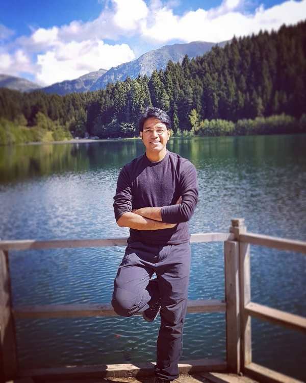 ਵਰੁਣ ਵਾਗੀਸ਼ ਵਿਕੀ, ਕੱਦ, ਉਮਰ, ਪ੍ਰੇਮਿਕਾ, ਪਤਨੀ, ਬੱਚੇ, ਪਰਿਵਾਰ, ਜੀਵਨੀ ਅਤੇ ਹੋਰ ਬਹੁਤ ਕੁਝ