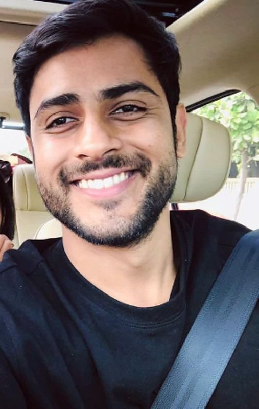 ਗੌਰਵ ਪਰਜੁਲੀ ਵਿਕੀ, ਉਮਰ, ਪਰਿਵਾਰ, ਜੀਵਨੀ ਅਤੇ ਹੋਰ