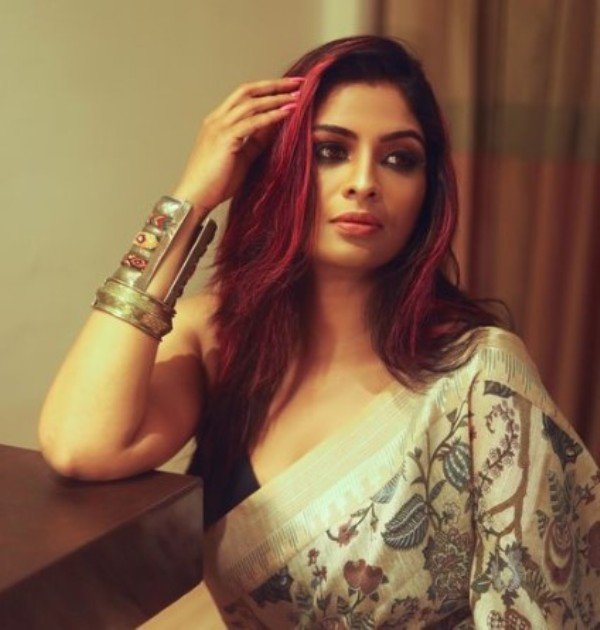 ਮਹੇਸ਼ਵਰੀ ਚਾਣਕਿਆ ਕੱਦ, ਉਮਰ, ਬੁਆਏਫ੍ਰੈਂਡ, ਪਤੀ, ਬੱਚੇ, ਪਰਿਵਾਰ, ਜੀਵਨੀ ਅਤੇ ਹੋਰ ਬਹੁਤ ਕੁਝ