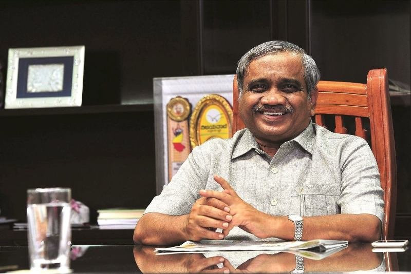 ਵਿਜੇ ਸੰਕੇਸ਼ਵਰ ਵਿਕੀ, ਉਮਰ, ਪਤਨੀ, ਬੱਚੇ, ਪਰਿਵਾਰ, ਜੀਵਨੀ ਅਤੇ ਹੋਰ