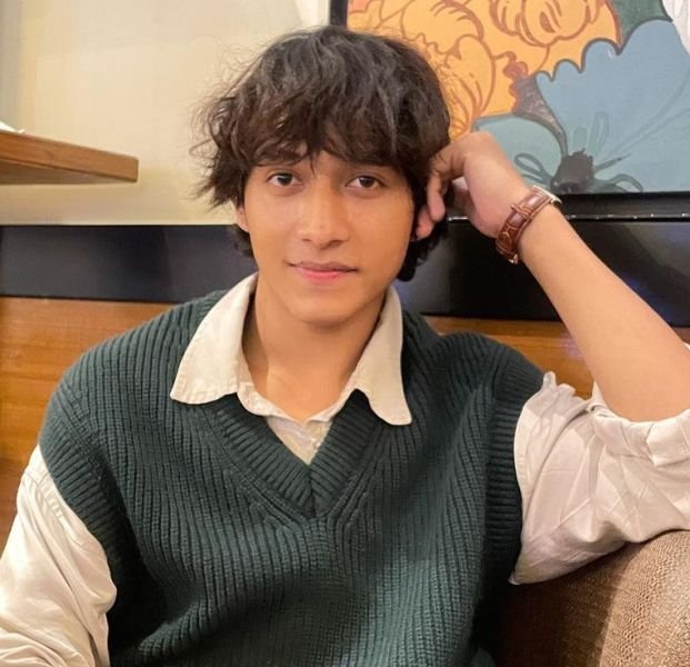 ਆਕਾਸ਼ ਥਾਪਾ ਵਿਕੀ, ਉਮਰ, ਪ੍ਰੇਮਿਕਾ, ਪਰਿਵਾਰ, ਜੀਵਨੀ ਅਤੇ ਹੋਰ