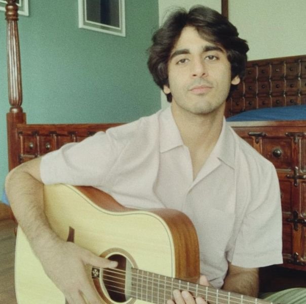 ਦਾਨਿਸ਼ ਸੂਦ (ਅਦਾਕਾਰ) ਵਿਕੀ, ਉਮਰ, ਪਰਿਵਾਰ, ਜੀਵਨੀ ਅਤੇ ਹੋਰ