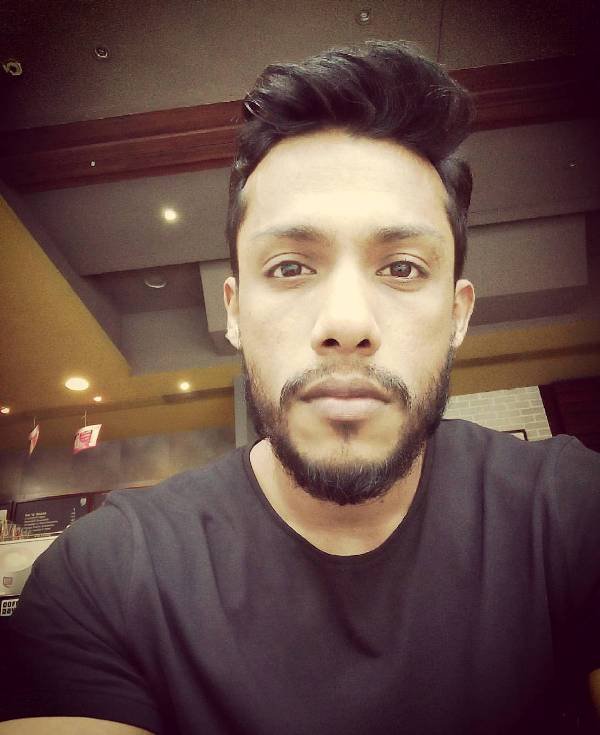 ਡੀਨੋ ਜੇਮਸ ਵਿਕੀ, ਉਮਰ, ਪ੍ਰੇਮਿਕਾ, ਪਰਿਵਾਰ, ਜੀਵਨੀ ਅਤੇ ਹੋਰ