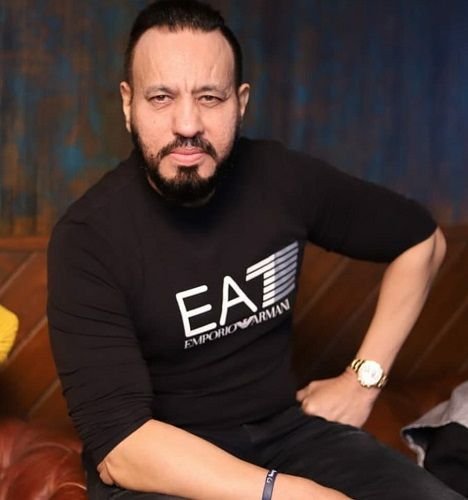 ਸ਼ੇਰਾ ਵਿਕੀ, ਕੱਦ, ਉਮਰ, ਪਤਨੀ, ਪਰਿਵਾਰ, ਜੀਵਨੀ ਅਤੇ ਹੋਰ