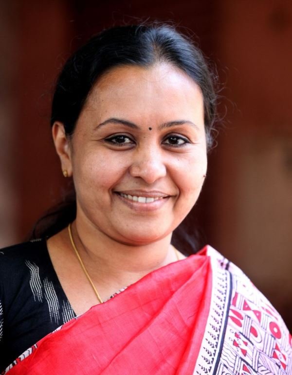 ਵੀਨਾ ਜਾਰਜ ਵਿਕੀ, ਨਾਮ ਉਮਰ, ਪਤੀ, ਬੱਚੇ, ਪਰਿਵਾਰ, ਜੀਵਨੀ ਅਤੇ ਹੋਰ