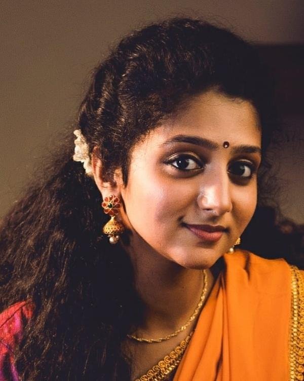 ਅਰਸ਼ਾ ਚਾਂਦਨੀ ਬੈਜੂ ਵਿਕੀ, ਉਮਰ, ਬੁਆਏਫ੍ਰੈਂਡ, ਪਰਿਵਾਰ, ਜੀਵਨੀ ਅਤੇ ਹੋਰ