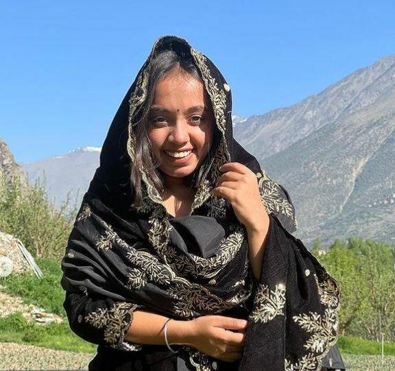 ਗੋਪਾਲੀ ਤਿਵਾਰੀ (YouTuber) ਵਿਕੀ, ਉਮਰ, ਬੁਆਏਫ੍ਰੈਂਡ, ਪਰਿਵਾਰ, ਜੀਵਨੀ ਅਤੇ ਹੋਰ