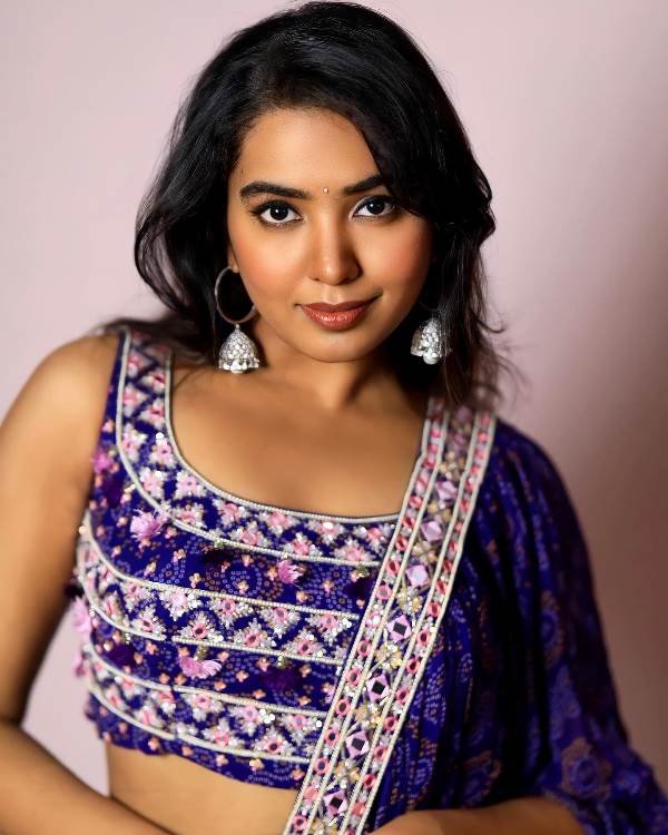 ਸ਼ਿਵਾਤਮਿਕਾ ਰਾਜਸ਼ੇਖਰ ਵਿਕੀ, ਉਮਰ, ਬੁਆਏਫ੍ਰੈਂਡ, ਪਰਿਵਾਰ, ਜੀਵਨੀ ਅਤੇ ਹੋਰ