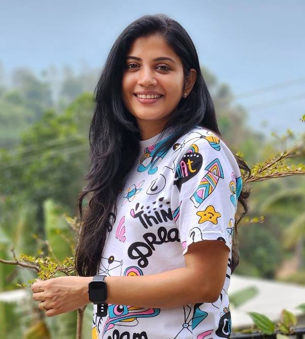 ਸ਼ਿਵਦਾ ਵਿਕੀ, ਉਮਰ, ਪਤੀ, ਬੱਚੇ, ਪਰਿਵਾਰ, ਜੀਵਨੀ ਅਤੇ ਹੋਰ