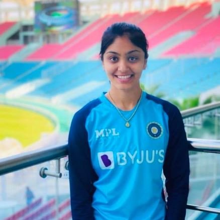 ਹਰਲੀਨ ਦਿਓਲ ਵਿਕੀ, ਕੱਦ, ਉਮਰ, ਬੁਆਏਫ੍ਰੈਂਡ, ਪਰਿਵਾਰ, ਜੀਵਨੀ ਅਤੇ ਹੋਰ ਬਹੁਤ ਕੁਝ