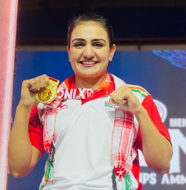 ਸਵੀਟੀ ਵੱਡਾ ਵਿਕੀ, ਕੱਦ, ਵਜ਼ਨ, ਉਮਰ, ਪਤੀ, ਪਰਿਵਾਰ, ਜੀਵਨੀ ਅਤੇ ਹੋਰ ਬਹੁਤ ਕੁਝ