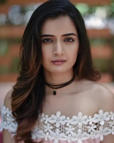 ਆਸ਼ਿਕਾ ਰੰਗਨਾਥ ਵਿਕੀ, ਕੱਦ, ਉਮਰ, ਬੁਆਏਫ੍ਰੈਂਡ, ਪਰਿਵਾਰ, ਜੀਵਨੀ ਅਤੇ ਹੋਰ ਬਹੁਤ ਕੁਝ