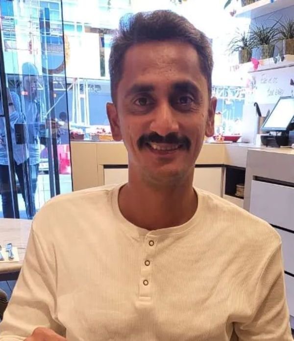 ਓਮਕਾਰ ਸਾਲਵੀ ਵਿਕੀ, ਕੱਦ, ਉਮਰ, ਪਤਨੀ, ਬੱਚੇ, ਪਰਿਵਾਰ, ਜੀਵਨੀ ਅਤੇ ਹੋਰ