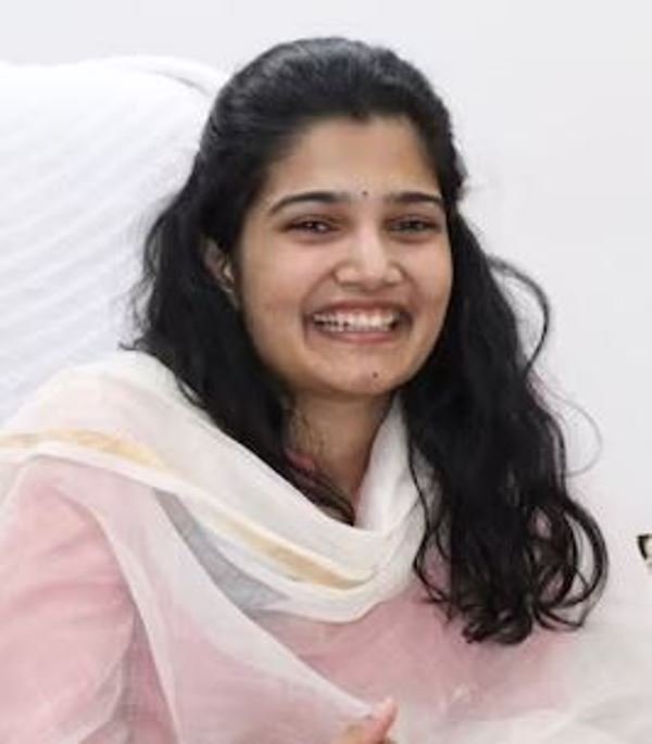 ਉਮਾ ਹਾਰਥੀ ਐਨ (UPSC ਟਾਪਰ) ਵਿਕੀ, ਉਮਰ, ਬੁਆਏਫ੍ਰੈਂਡ, ਜਾਤ, ਪਰਿਵਾਰ, ਜੀਵਨੀ ਅਤੇ ਹੋਰ ਬਹੁਤ ਕੁਝ
