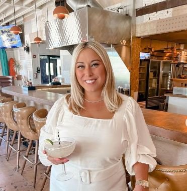 ਅਲਾਇਨਾ ਸਕਾਟ ਵਿਕੀ, ਕੱਦ, ਉਮਰ, ਪਤੀ, ਪਰਿਵਾਰ, ਜੀਵਨੀ ਅਤੇ ਹੋਰ ਬਹੁਤ ਕੁਝ