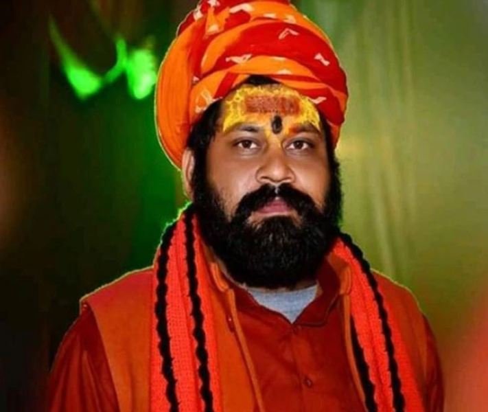ਮਹੰਤ ਰਾਜੂ ਦਾਸ ਵਿਕੀ, ਉਮਰ, ਪਤਨੀ, ਪਰਿਵਾਰ, ਜੀਵਨੀ ਅਤੇ ਹੋਰ