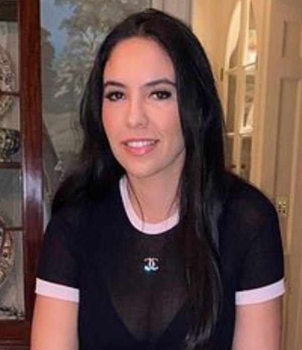 ਨੂਰ ਅਲਫੱਲਾ ਵਿਕੀ, ਉਮਰ, ਬੁਆਏਫ੍ਰੈਂਡ, ਪਰਿਵਾਰ, ਜੀਵਨੀ ਅਤੇ ਹੋਰ