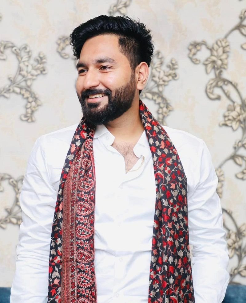 ਪ੍ਰਿਯਾਂਸ਼ ਵਿਸ਼ਵਕਰਮਾ ਵਿਕੀ, ਉਮਰ, ਜਾਤ, ਪਤਨੀ, ਪਰਿਵਾਰ, ਜੀਵਨੀ ਅਤੇ ਹੋਰ