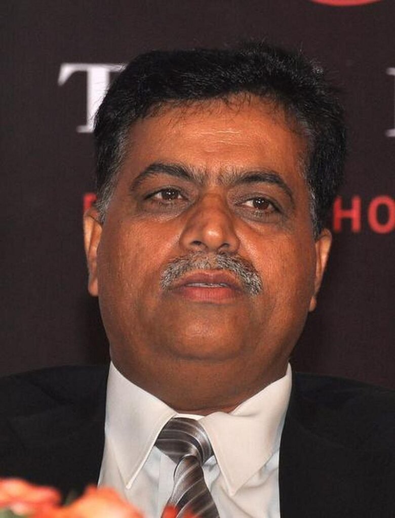 ਆਰ ਕੇ ਅਰੋੜਾ ਵਿਕੀ, ਉਮਰ, ਪਤਨੀ, ਬੱਚੇ, ਪਰਿਵਾਰ, ਜੀਵਨੀ ਅਤੇ ਹੋਰ