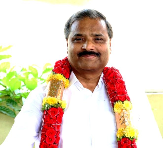 KH ਪੁੱਟਾਸਵਾਮੀ ਗੌੜਾ ਵਿਕੀ, ਉਮਰ, ਪਤਨੀ, ਬੱਚੇ, ਪਰਿਵਾਰ, ਜੀਵਨੀ ਅਤੇ ਹੋਰ