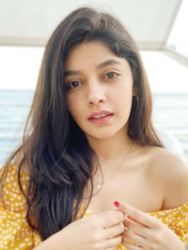 ਨੂਪੁਰ ਨਾਗਪਾਲ ਵਿਕੀ, ਉਮਰ, ਬੁਆਏਫ੍ਰੈਂਡ, ਪਰਿਵਾਰ, ਜੀਵਨੀ ਅਤੇ ਹੋਰ