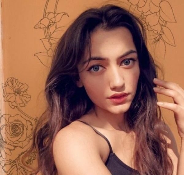 ਪੱਲਵੀ ਯਾਦਵ (MTV ਰੋਡੀਜ਼ 19) ਵਿਕੀ, ਕੱਦ, ਉਮਰ, ਬੁਆਏਫ੍ਰੈਂਡ, ਪਰਿਵਾਰ, ਜੀਵਨੀ ਅਤੇ ਹੋਰ