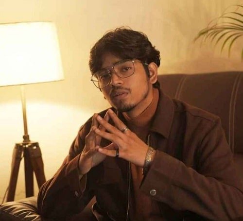 ਪੈਰਾਡੌਕਸ (ਰੈਪਰ) ਵਿਕੀ, ਕੱਦ, ਉਮਰ, ਪ੍ਰੇਮਿਕਾ, ਪਰਿਵਾਰ, ਜੀਵਨੀ ਅਤੇ ਹੋਰ