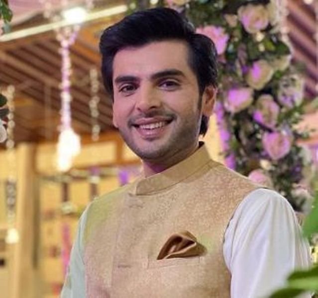 ਯਾਸਿਰ ਸ਼ੋਰੋ ਵਿਕੀ, ਕੱਦ, ਉਮਰ, ਪਤਨੀ, ਪਰਿਵਾਰ, ਜੀਵਨੀ ਅਤੇ ਹੋਰ