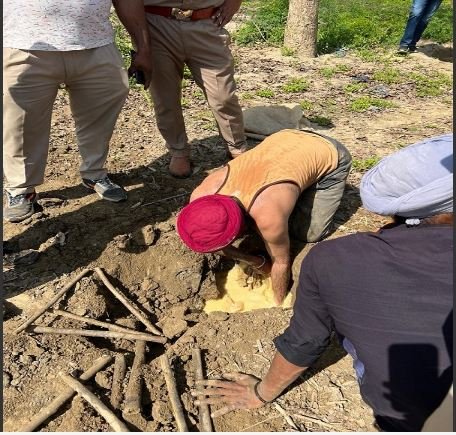 ਸੰਗਰੂਰ ‘ਚ ਨਕਲੀ ਸ਼ਰਾਬ ਕਾਰਨ ਹੋਈਆਂ ਮੌਤਾਂ ਤੋਂ ਬਾਅਦ ਹਰਕਤ ‘ਚ ਆਈ ਪੁਲਿਸ