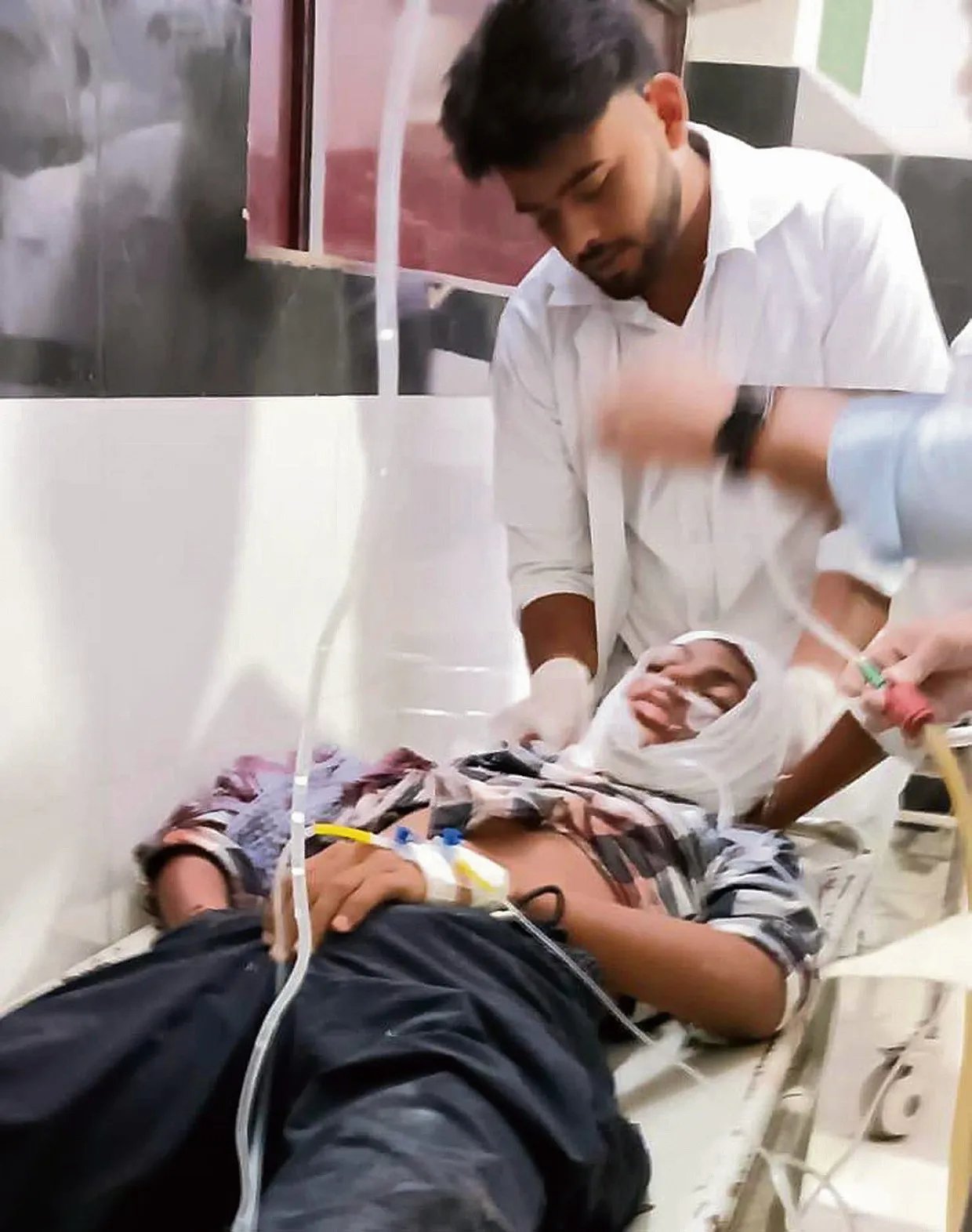 Class 10 student beaten up, condition critical
