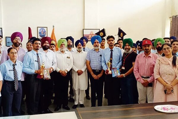 Students who cleared NDA exams felicitated