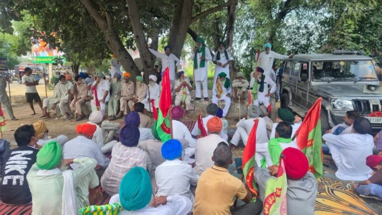 ਚੁਪਕੀ ਪਿੰਡ ਸੜਕ ਦਾ ਵਿਰੋਧ: ਕਕਨਇਇ ان ਬ ਾਰਾਾਾਾਾਾਾ-