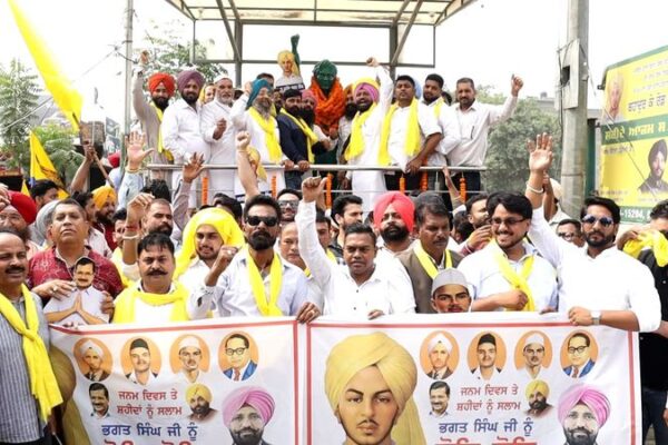 ਸੁਤੰਤਰਤਾ ਸੈਨਾਨੀ ਸ਼ਰਧਾਂਜਲੀ: ਸੁਤੰਤਰਤਾ ਸੈਨਾਨੀ ਸ਼ਰਧਾਂਜਲੀ: ਸੁਤੰਤਰਤਾ ਸੈਨਾਨੀ ਸ਼ਰਧਾਂਜਲੀ:
