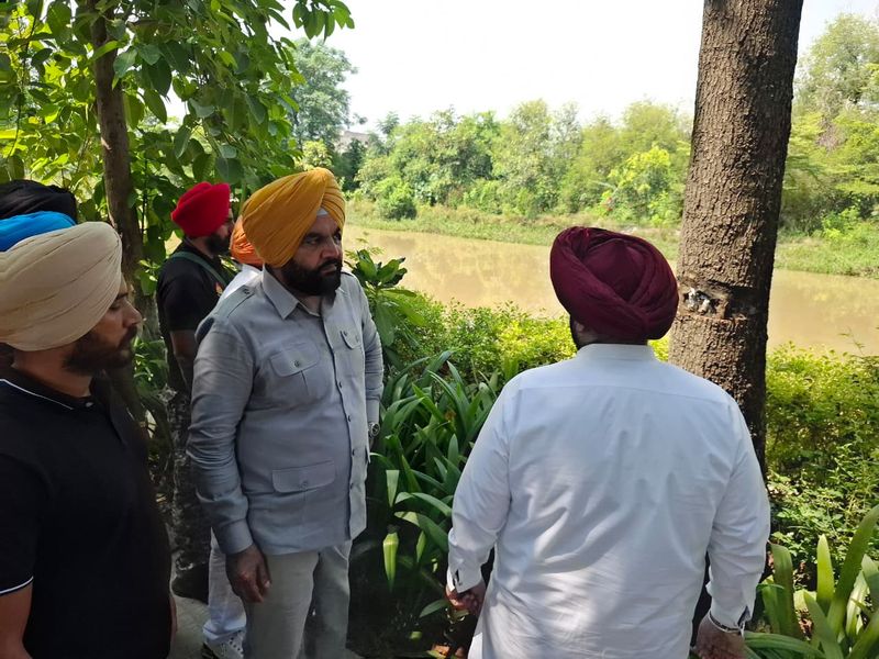 ਸੁਲਤਾਨਵਿੰਡ ਨਹਿਰ ਦਾ ਪਾਣੀ ਰਿਹਾਇਸ਼ੀ ਇਲਾਕਿਆਂ ਵਿੱਚ ਦਾਖਲ ਹੋਇਆ