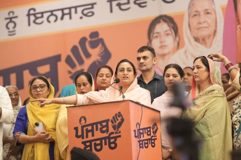 ਕਿੰਨੇ ਬਿਮਾਰ ਪੰਜਾਬੀਆਂ ਲਈ ਖੋਲ੍ਹਿਆ ਮੰਤਰੀ ਵਾਲਾ ਬੰਗਲਾ: ਹਰਸਿਮਰਤ ਕੌਰ ਬਾਦਲ ਦਾ ਸਿਹਤ ਮੰਤਰੀ ਨੂੰ ਸਵਾਲ